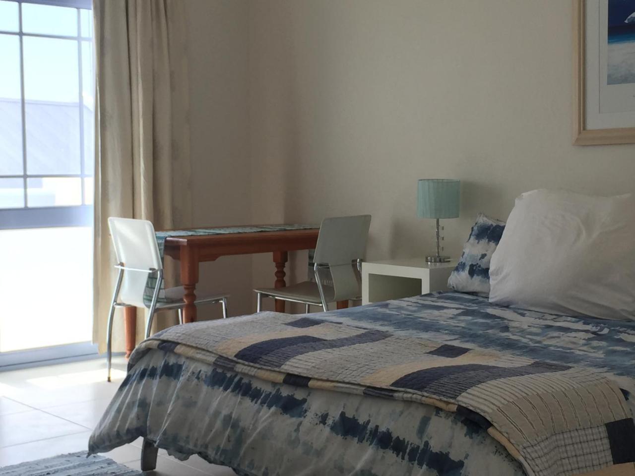 Perfect 10 - 10 To 13 Sleeper Luxury Holiday Home Breakage Deposit Of R2500 Per Weekend Lease Langebaan Exterior photo
